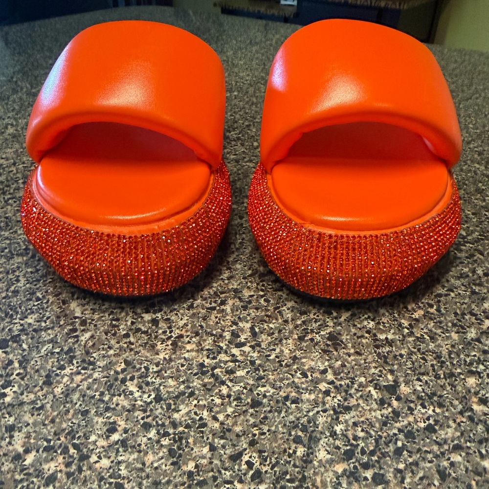 “AZALEA WANG” Rhinestone Platform Puffed Slide Sandals - Picture 7 of 13